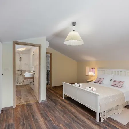 Casa Di Nonno Giovanni 度假居 布泽特